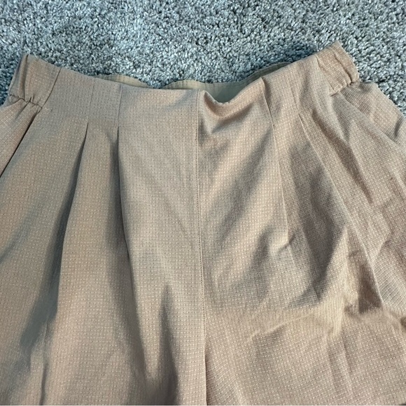 Lululemon Practical Play Short 3.5" 2 XS Beech Wood tan khaki pull on travel - Picture 7 of 11